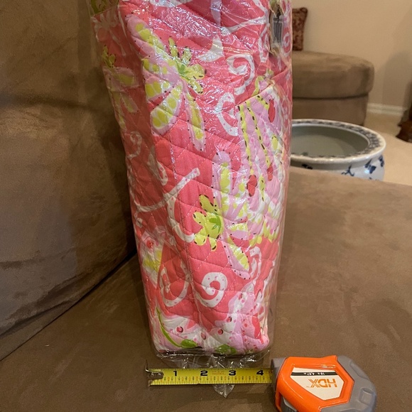 NWT great gift.Xlarge Tramas Spain quiltted tote bag - Picture 8 of 10